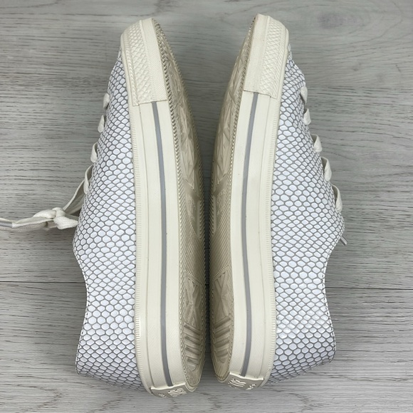 Converse All-Star Leather Low Tops Women’s Size 9 Shoes - Picture 6 of 9